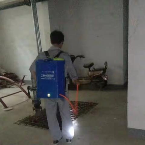 【半截河街道紫云社区】持续开展卫生清洁 创造整洁美好家园