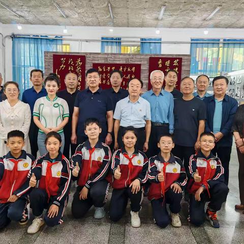 山东省东营市河口区关工委来宝塔区学习考察关心下一代工作