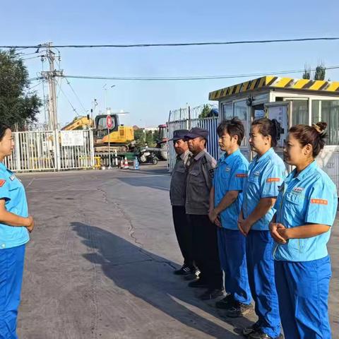 伊犁销售公司愉群翁加油站“三举措”提升服务质量 打造客户满意的加油窗口