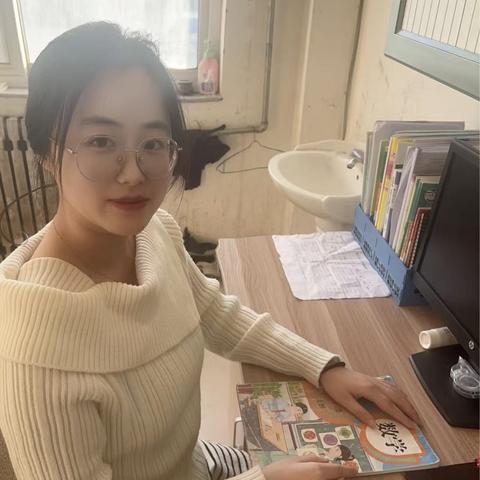 一面锦旗，一份深情！用爱与责任诠释最美师者担当——记邵庄乡朱庄小学最美教师魏胜楠