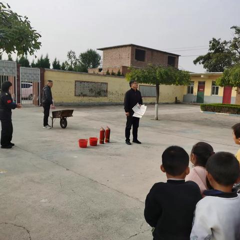 安丰乡昌泰希望小学消防疏散演练活动