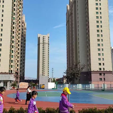 文采飞扬 秀出自我 ——甘谷县新兴小学三年级二班优秀习作展