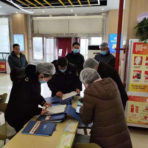 高新市监分局白杨所全力推进校园食品安全“双总监”制，压实“两个责任”双管控