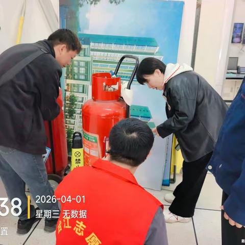 鳌峰街道曙光社区开展清明节前安全生产检查