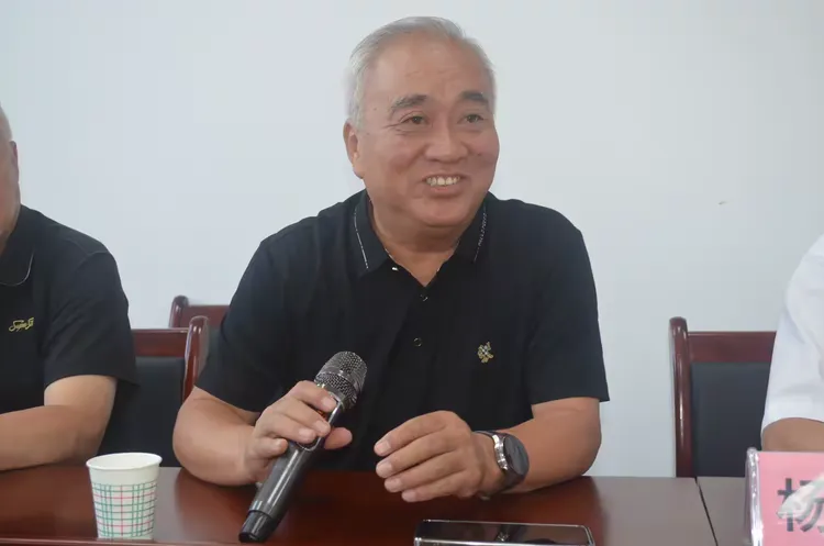 简篇-闽陕联姻山海情
爱心如炬照前程
洛南县景村中学 郭夏季