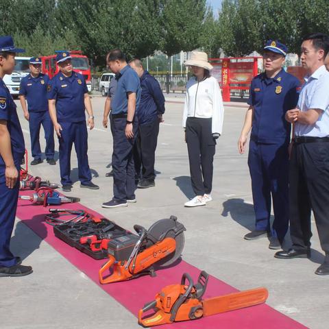 自治区应急管理厅政治部主任银德调研指导清水河县消防救援大队队伍建设工作