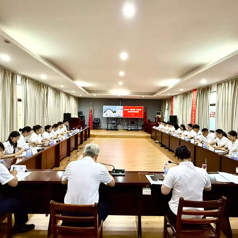学深悟透强本领  守正创新奏强音 ‍——咸宁分行“薪火相传·才智工青”‍能力跃升班正式开班