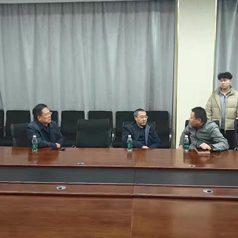 实地回访传关怀，校企携手促提升 ——我校领导一行赴企业回访实习生