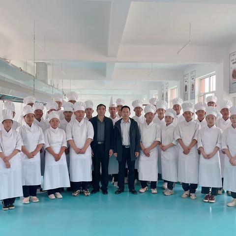 烹饪喜悦班暨2022学年-2023学年第二学期期中考试颁奖典礼