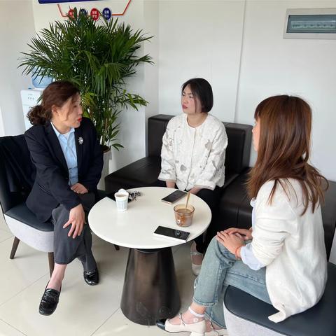 欠缴暖气费引纠纷，新时代社区调解促和谐