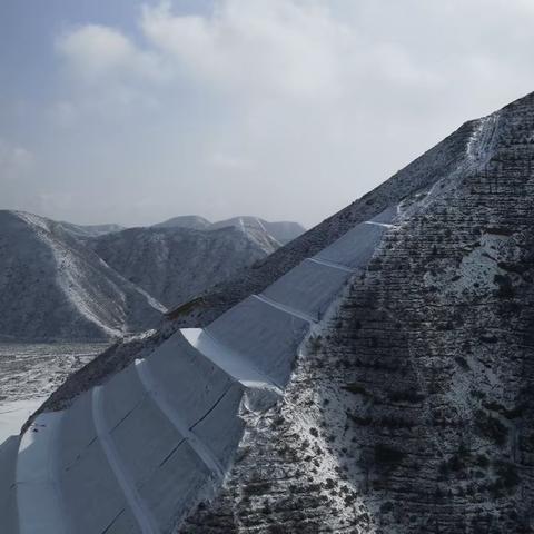 金城初雪之领秀山