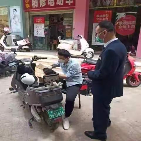 服务零距离 反假护权益——光大银行郑州未来路支行