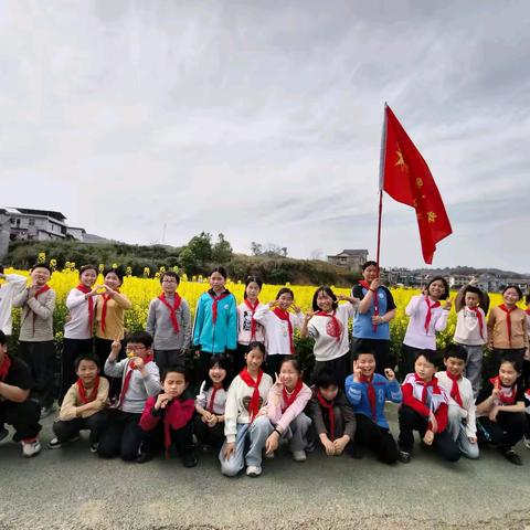 “花开是春日的来信”——龙泉小学春日踏青活动