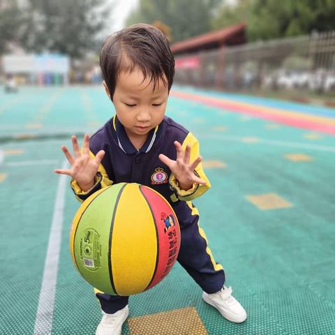 【聪明伶俐小女孩👧🏻】～紫丹幼儿园芽芽三班个人美篇