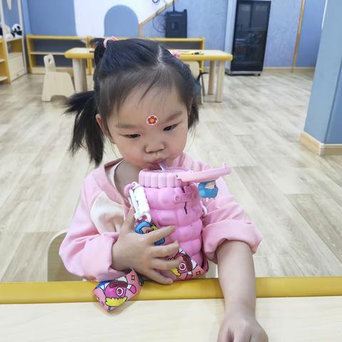 『泽馨苑幼儿园』点点班邢梓熙小朋友的成长日记📔