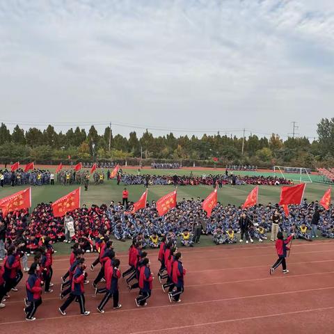 燃动青春，步履不停—我校举办2025年秋季跑操比赛