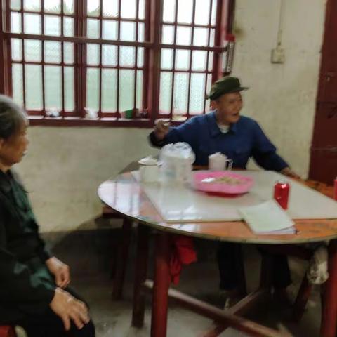 “民情夜访”活动