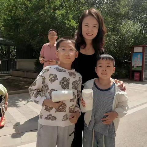 自“游”成长，“戏”趣童年六一儿童节主题活动