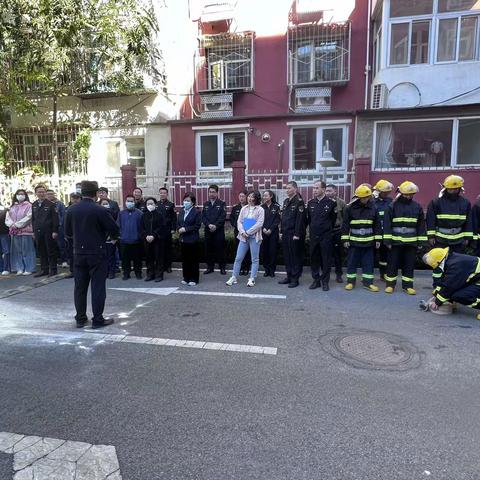 【党群阵地@你】实战演练 防患未“燃” —花园路街道牤牛桥社区“一警六员”消防安全演练