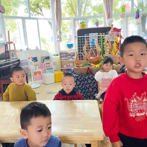 吃饭那些事—进餐礼仪培养