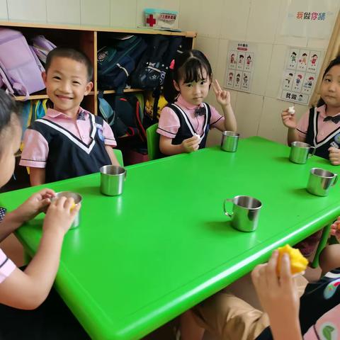 欣欣幼儿园大班段第四周(9.18-9.22)教学内容以及活动剪影