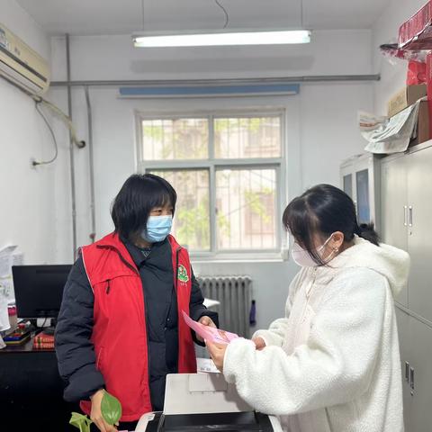 【新城区韩森寨街道东方社区】东方社区持续开展免费婚前、孕前检查宣传活动