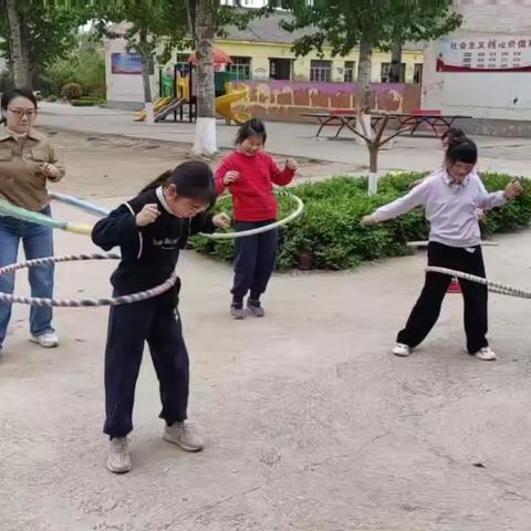 关爱学生，幸福成长--黄金堤镇南盘小学为学生成长护航