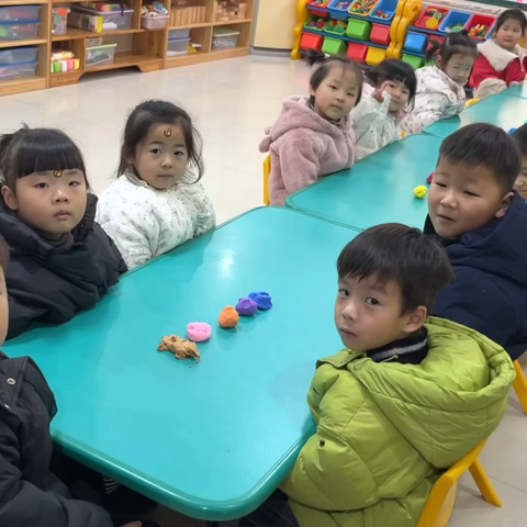 万霖花苑幼儿园中二班周五课程记录📝