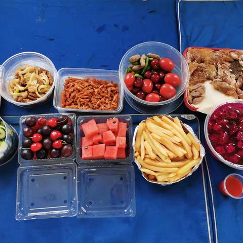 水冶镇北段小学校园文化艺术周——四（1）中队美食节