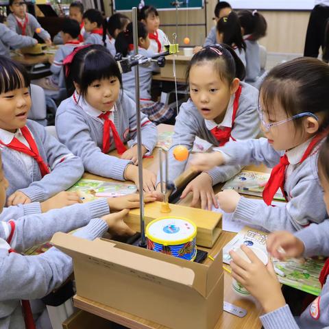 同台竞技展风采，以赛促教共成长——记创新街紫荆小学教育共同体科学优质课评比活动