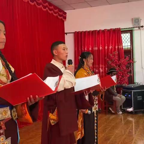 རོང་པོ་གྲོང་རྡལ་ལྟེ་བའི་བཅའ་སྡོད་སློབ་གྲྭའི་སྐབས་གཉིས་པའི་སློབ་ཚན་འཁྲབ་སྟོན་འགྲན་བསྡུར།