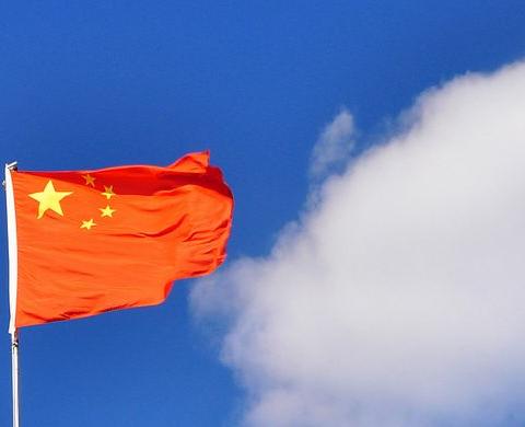 以赤子之心，唱时代强音 和乐六小主题班队会纪实