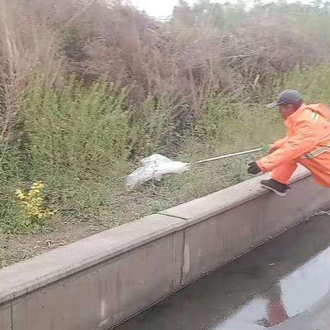 《邢台项目十三部雨天作业，质量不减》