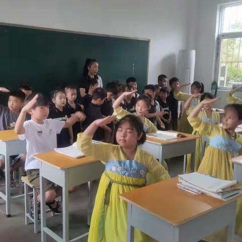 感受不一样的学习生活～～～  幼小衔接快乐多