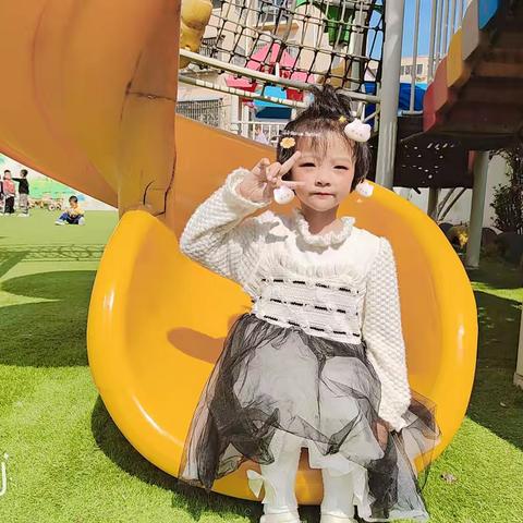 爱❤与美好，精彩绽放——果一班妍妍宝贝精彩生活记录