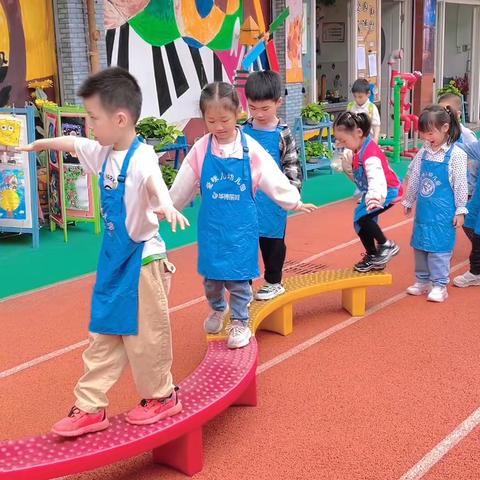 爱迪生第十三周宝贝成长记录