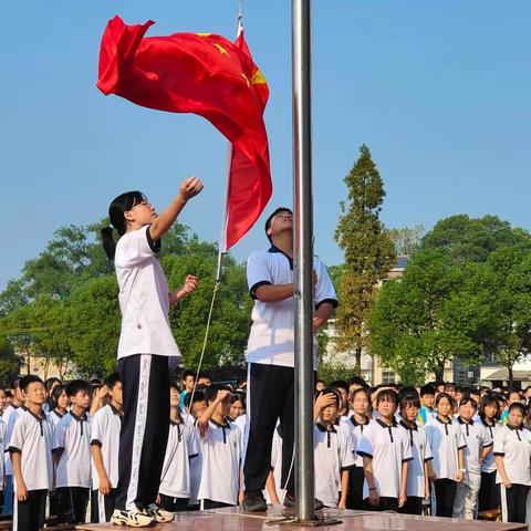 旧貌焕新颜，育人谱新篇——彭高镇中学新学年开学记