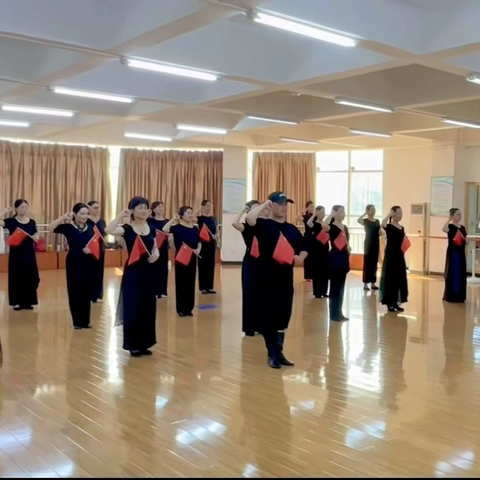 铭记历史，勿忘国耻！ ‍——九江市老年大学舞蹈艺术研修班“中国人民抗日战争暨世界反法西斯战争胜利80 周年”主题班会