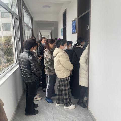 致敬“她”力量  呵护“她”健康 龙山街道总工会组织全办女职工进行免费健康体检