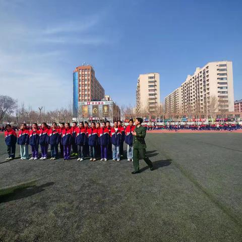 “心系国防，共筑未来” ———国防教育进校园