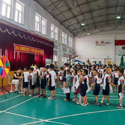 绿树荫浓夏日长，乐考闯关促成长 ——满洲里市第二小学一年级数学乐考活动