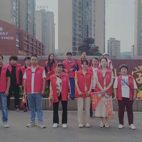 【爱心护学】以爱筑岗 温情护学——五（11）班护学岗