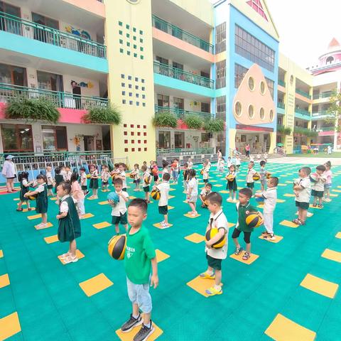 [中心幼儿园--大三班]快乐🌱的第十九周💞