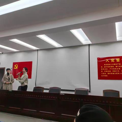 《红歌嘹亮，排练进行时》 一一襄阳市老年大学舞蹈表演系歌咏比赛排练纪实