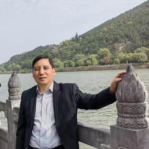 乐道敬业 高山景行 ——记信阳市第七高级中学孙斌老师