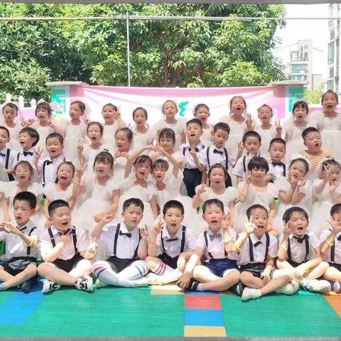 【毕业典礼】幼儿园，再见——上上幼儿园毕业典礼