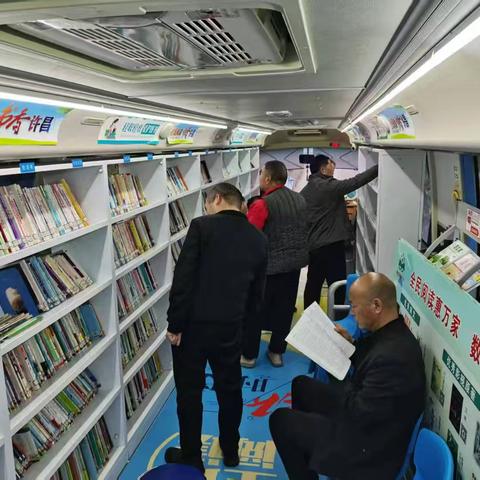 流动图书下基层——走进建安区（4月）