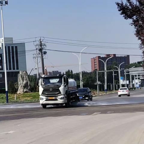 建成区平安街道“环境持续保洁”