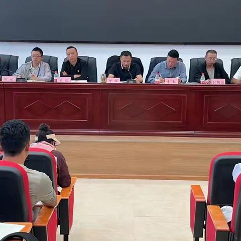 炉霍县农牧区寄宿制第三完全小学开学动员部署会圆满召开