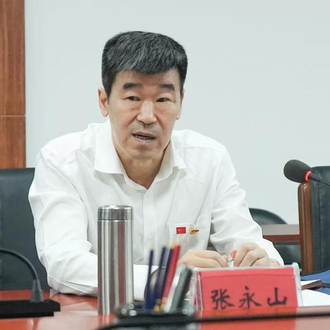 自治区党委第六巡视组临时党支部书记讲授专题党课